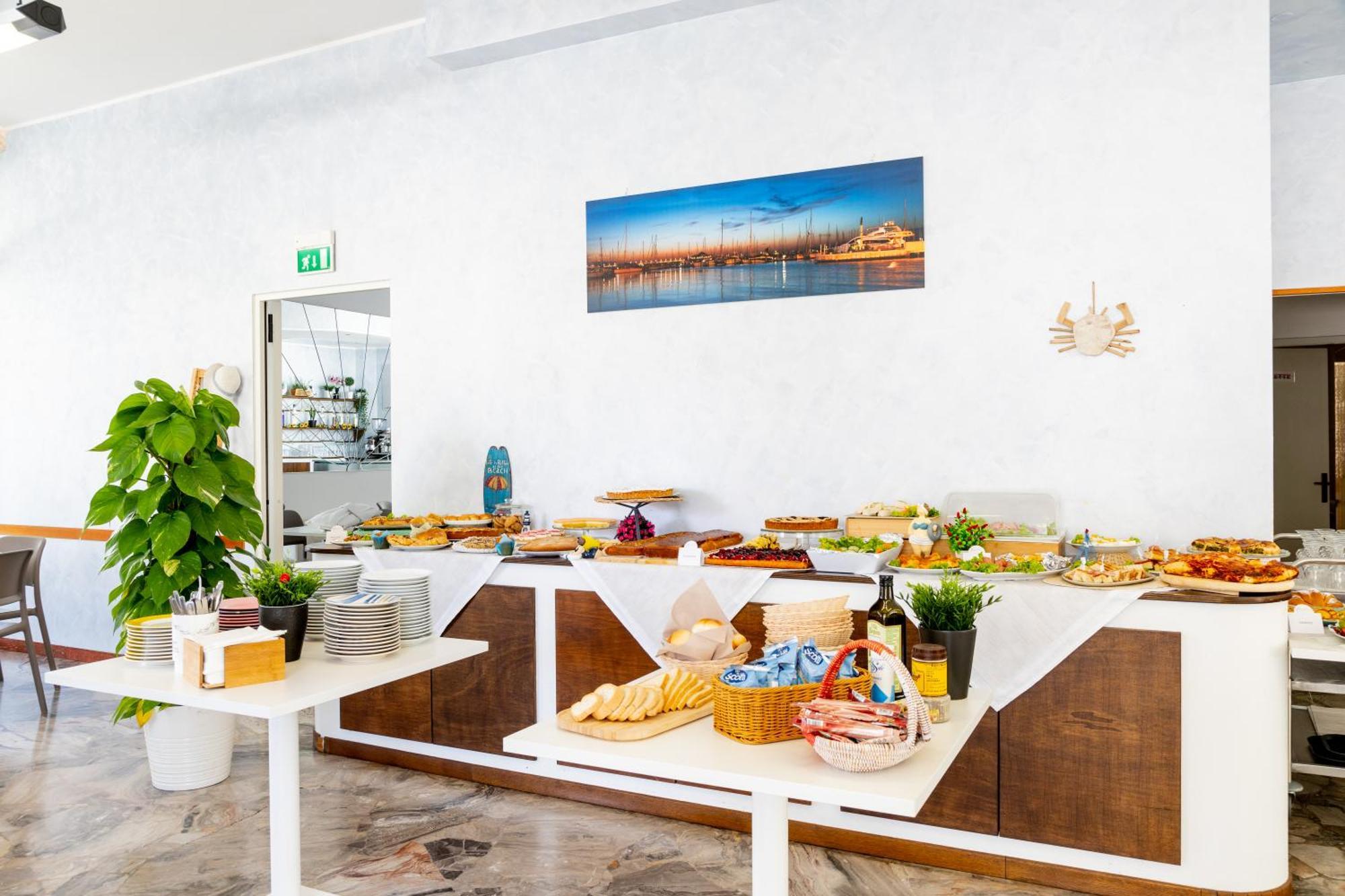 Beach Hotel Clerice ริมินี ภายนอก รูปภาพ