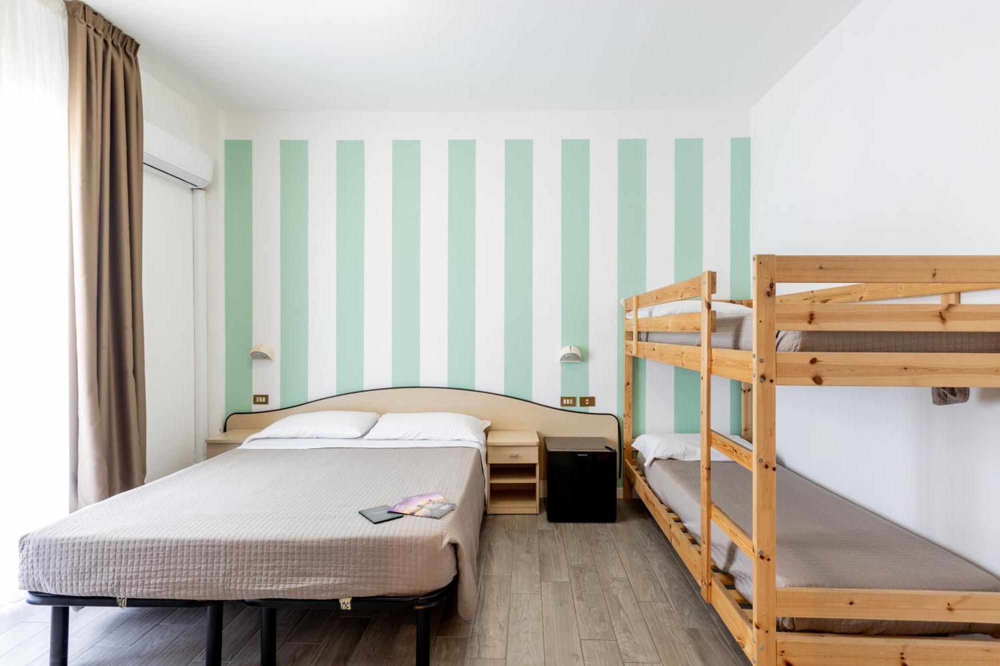 Beach Hotel Clerice ริมินี ภายนอก รูปภาพ