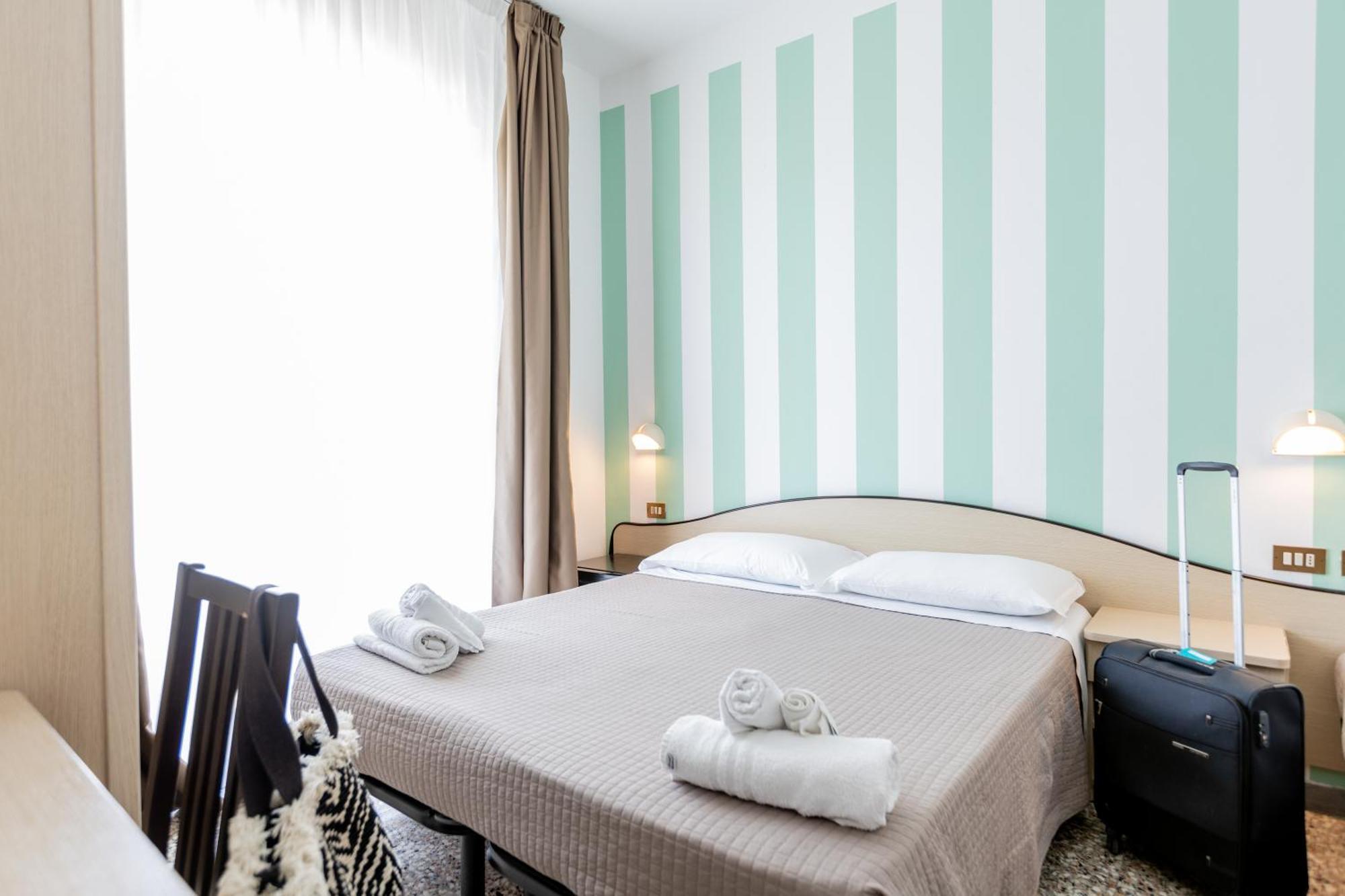 Beach Hotel Clerice ริมินี ภายนอก รูปภาพ